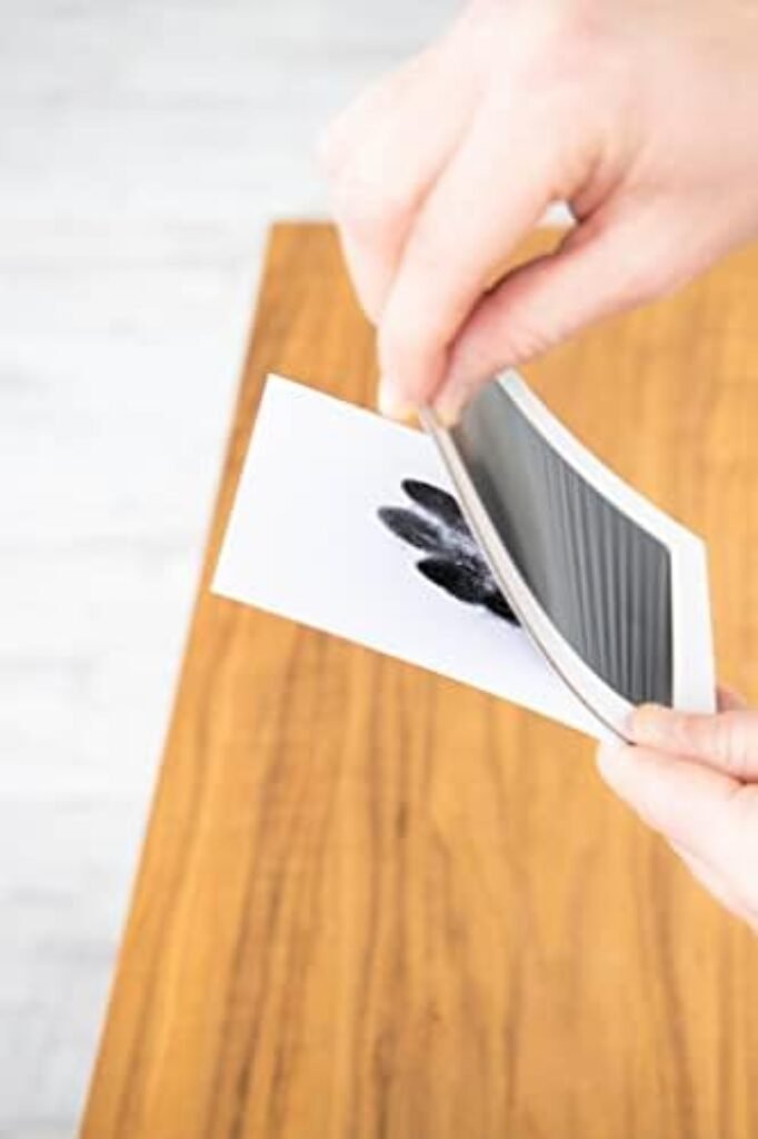 3177yCHHeGL._AC_.jpg Pearhead Pet Clean-Touch Ink Pad, Medium/Large, Black Ink Pad for Cats or Dogs, Pet Owner, Pet Owner Must Have Item, Pet Memory Keepsake, for Medium to Large Pets